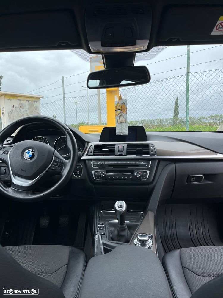 BMW 318 d xDrive Modern Line - 5