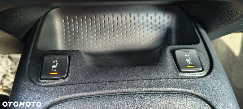 Toyota Corolla 1.8 Hybrid GPF Comfort - 25