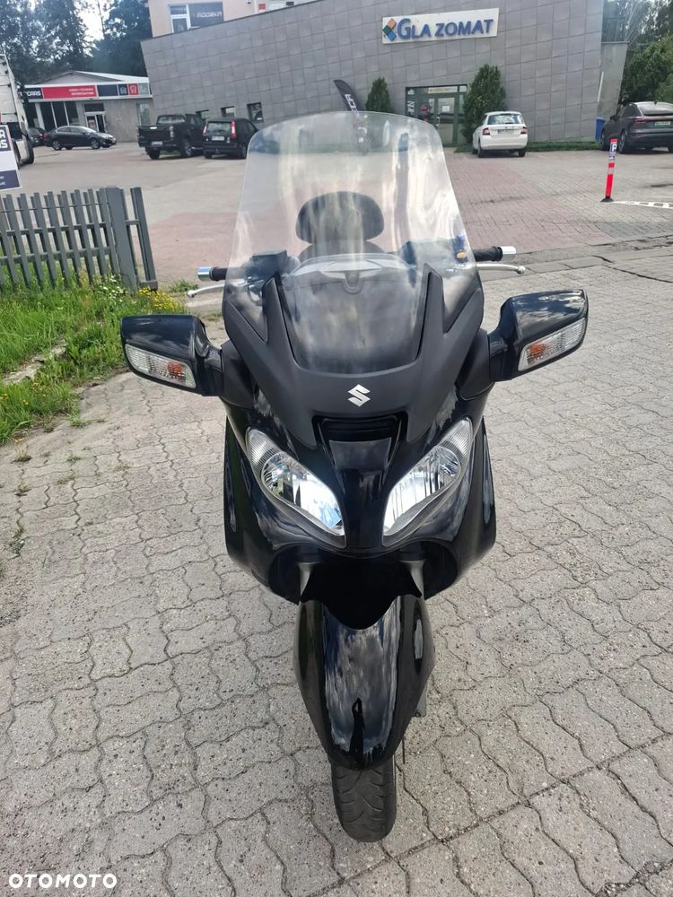 Suzuki Burgman - 3