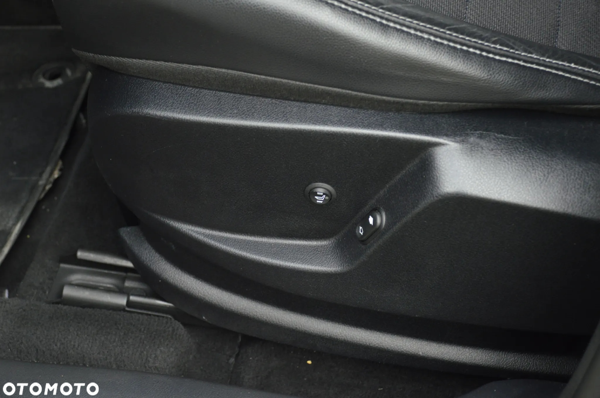 Ford Galaxy 2.0 TDCi DPF Champions Edition - 40