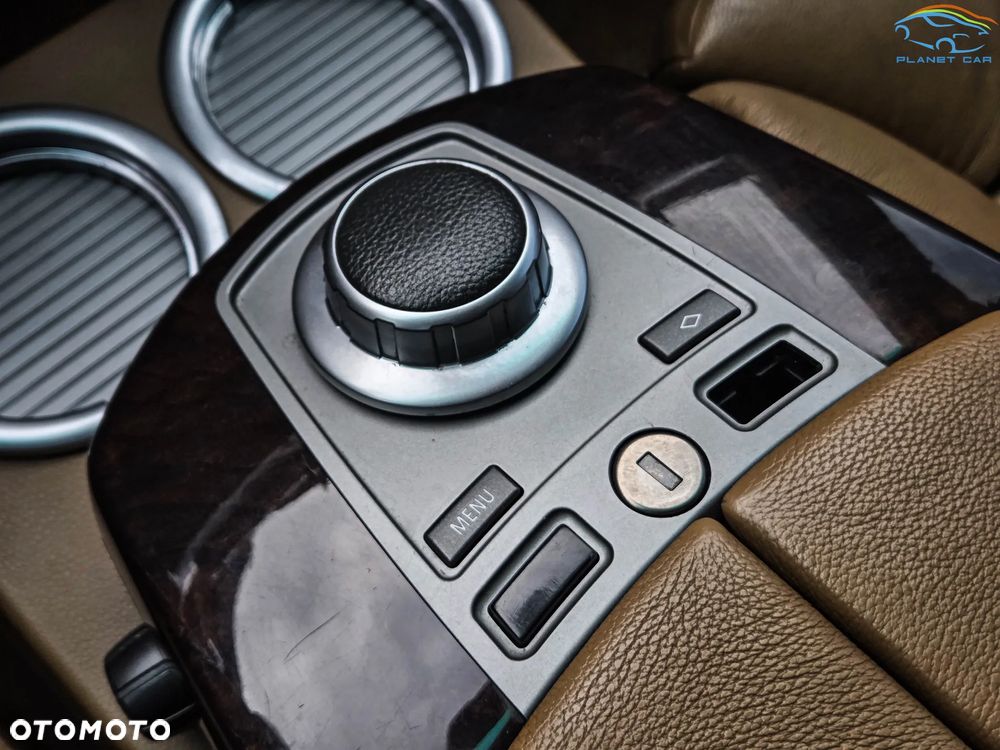 BMW Seria 7 750Li - 35