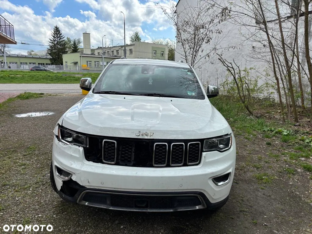 Jeep Grand Cherokee - 9