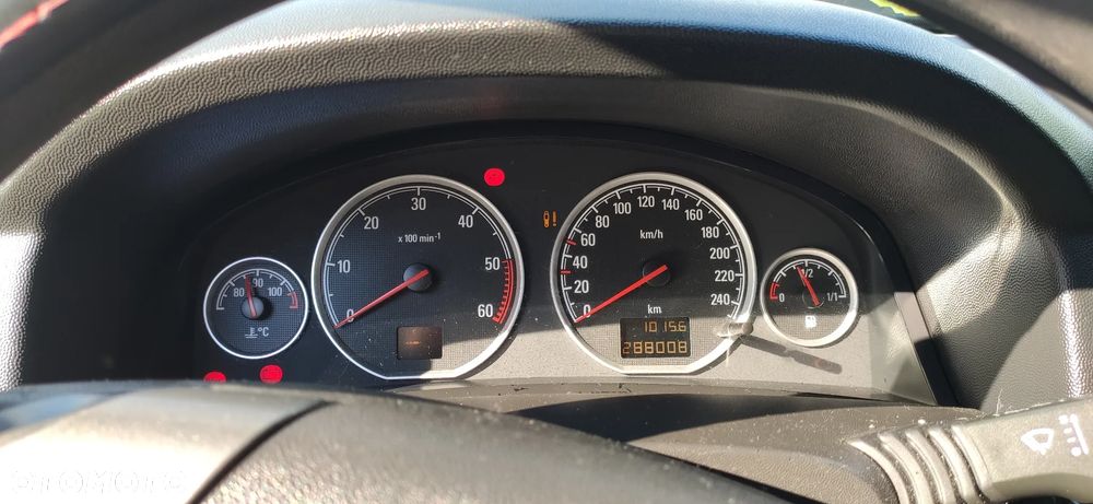 Opel Vectra 1.9 CDTI Essentia - 15