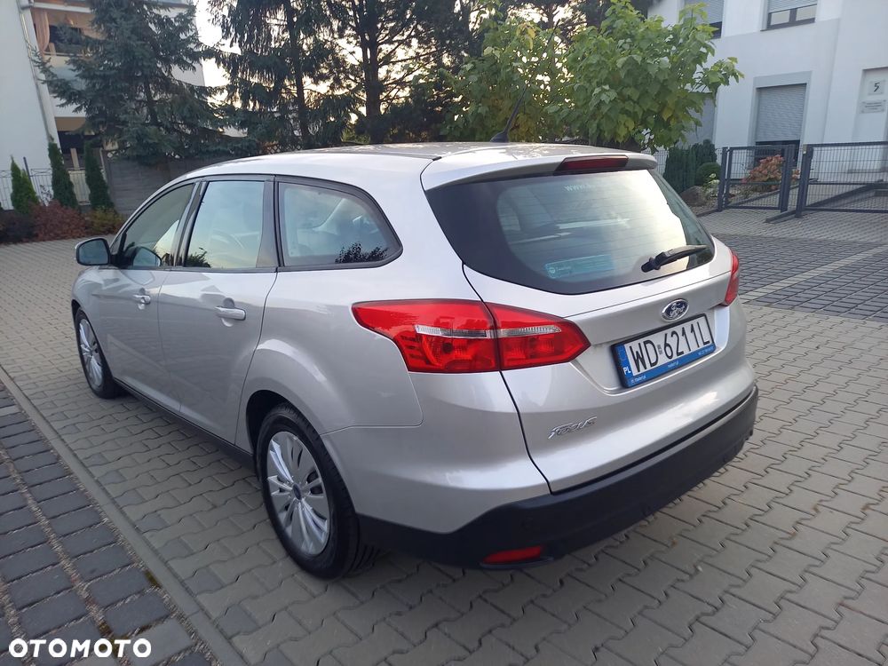Ford Focus - 8