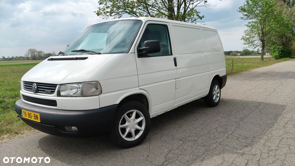 Volkswagen Transporter - 9