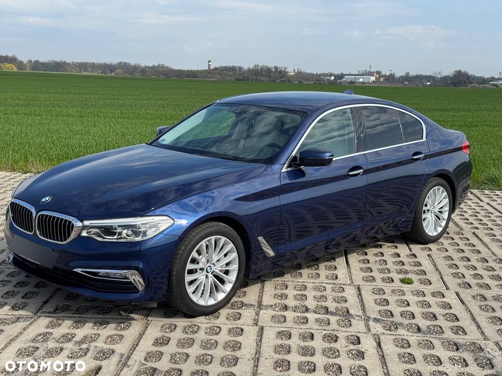 BMW Seria 5 530i xDrive Luxury Line - 13
