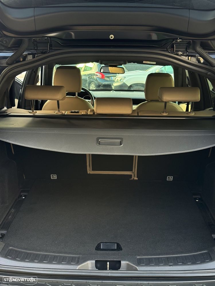 Land Rover Discovery Sport 2.0 eD4 HSE Luxury - 18