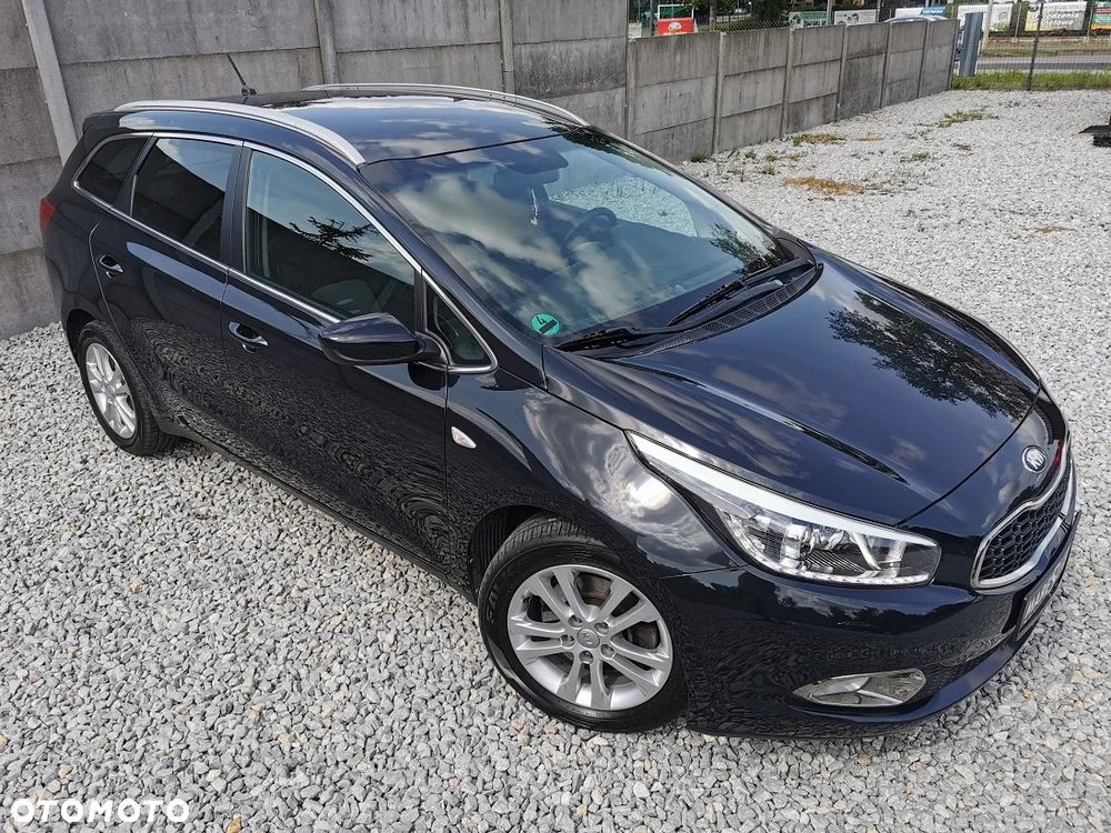 Kia Ceed - 23