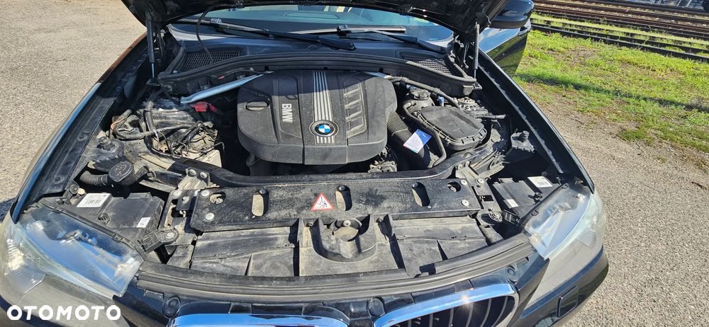 BMW X3 xDrive20d - 17