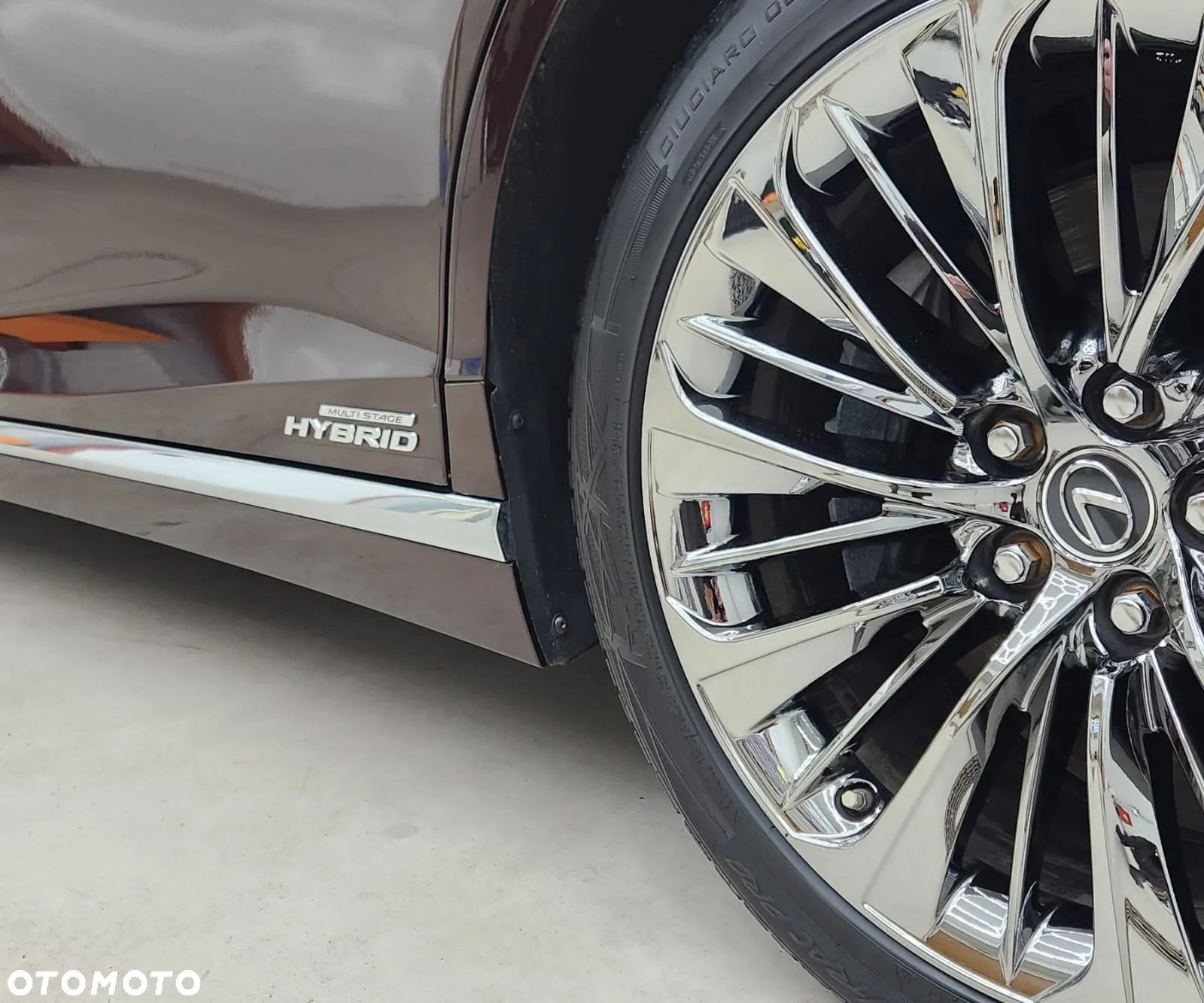 Lexus LS 500h Omotenashi AWD - 12