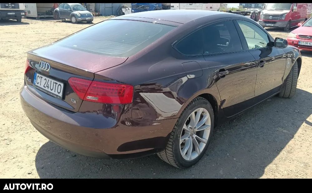 Audi A5 2.0 TDI Multitronic - 8