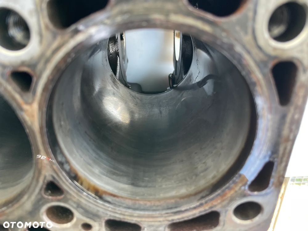 GOŁY BLOK DÓŁ SILNIKA VW TOURAN I GOLF V AUDI A3 2.0 TDI 140KM BKD 038103021CJ - 14