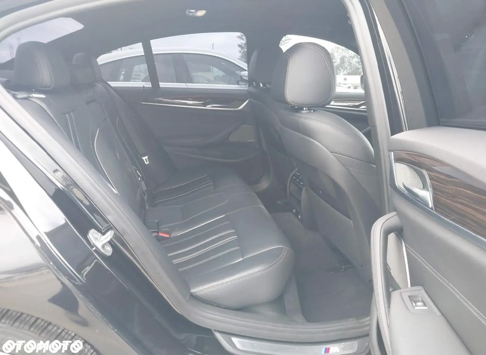 BMW Seria 5 540i M Sport sport - 10