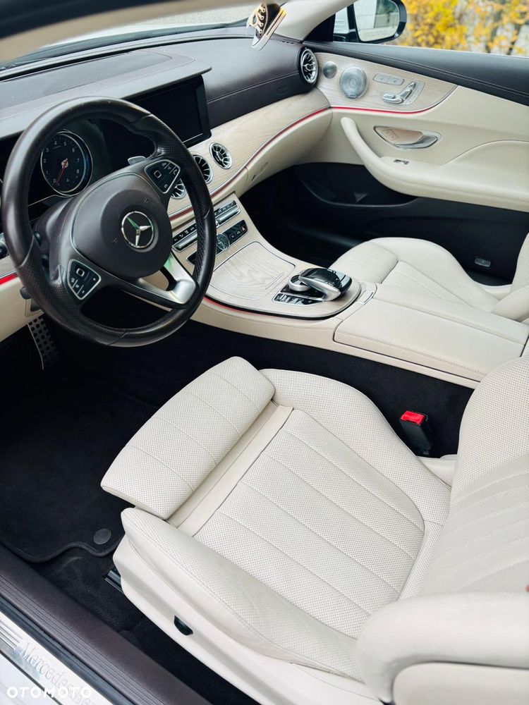 Mercedes-Benz Klasa E 400 - 28