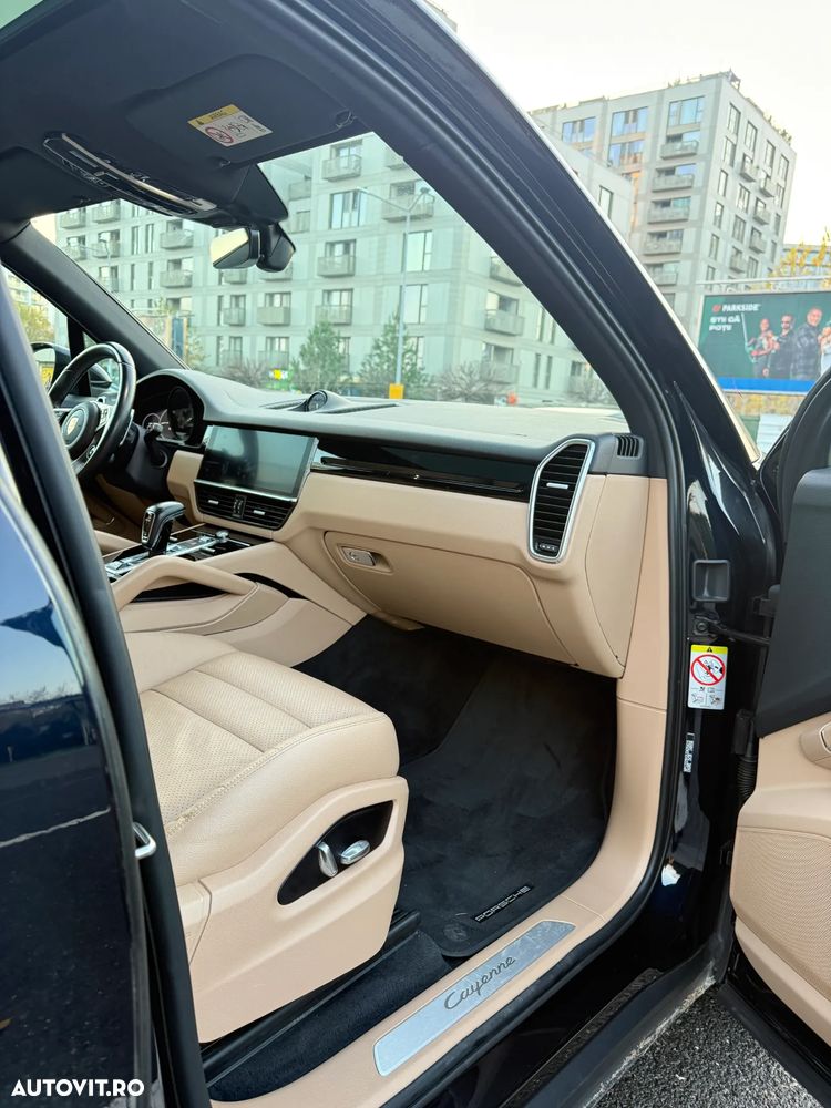 Porsche Cayenne E-Hybrid Tiptronic S - 12