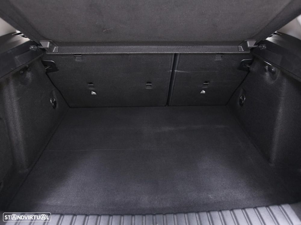 BMW 116 d Corporate Edition Auto - 13