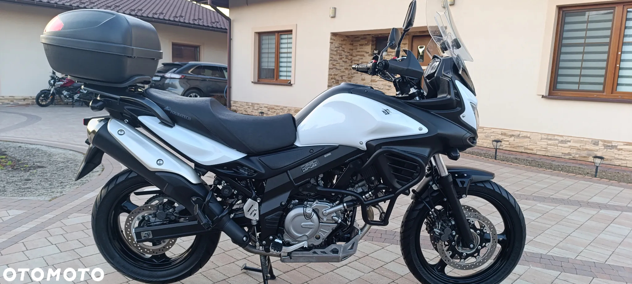 Suzuki V-STROM - 3