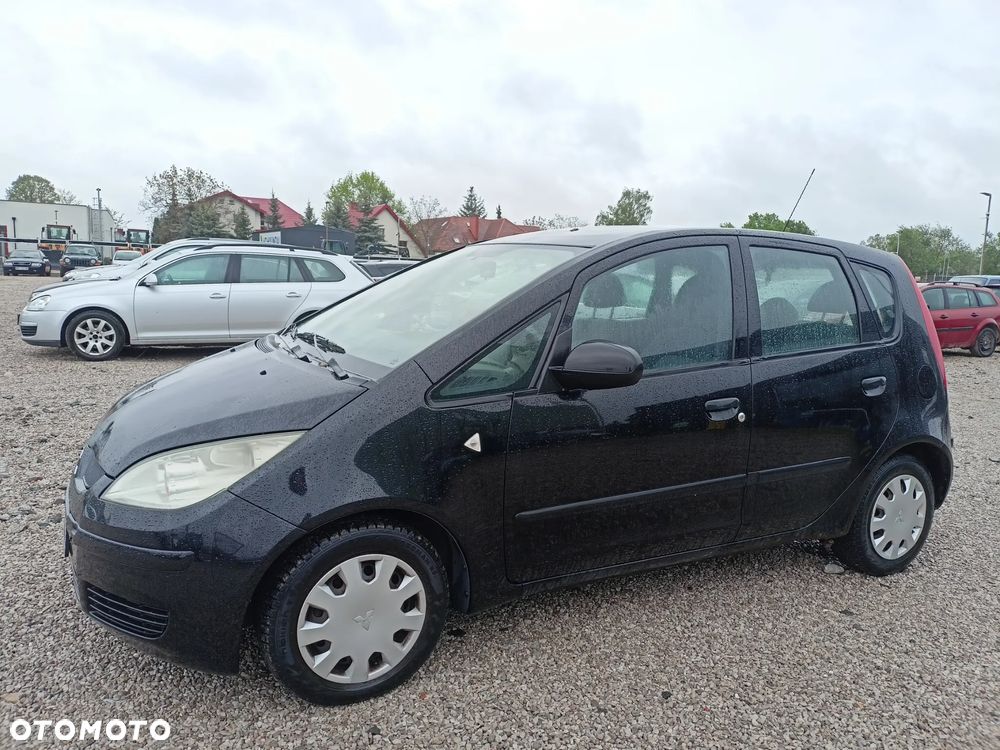 Mitsubishi Colt - 1