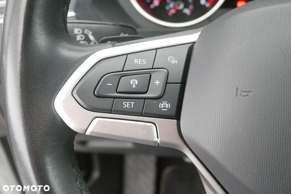 Volkswagen Tiguan 2.0 TDI Life DSG - 26