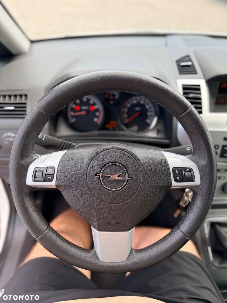 Opel Zafira 1.6 ecoFLEX Family - 12