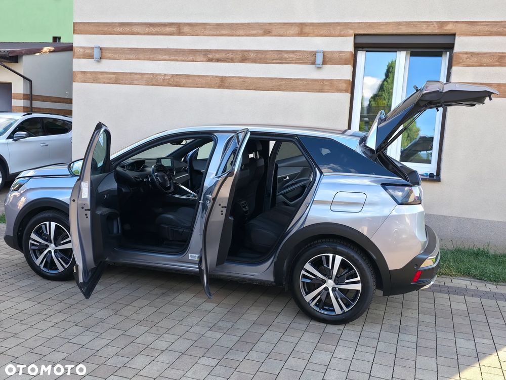 Peugeot 3008 1.6 PureTech Hybrid4 PHEV Allure S&S EAT8 - 17