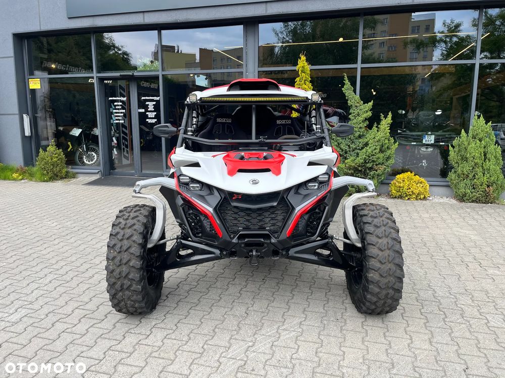 Can-Am Maverick - 5