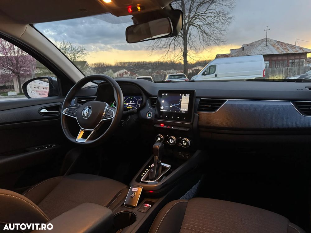 Renault Arkana E-TECH 145 Evolution - 24