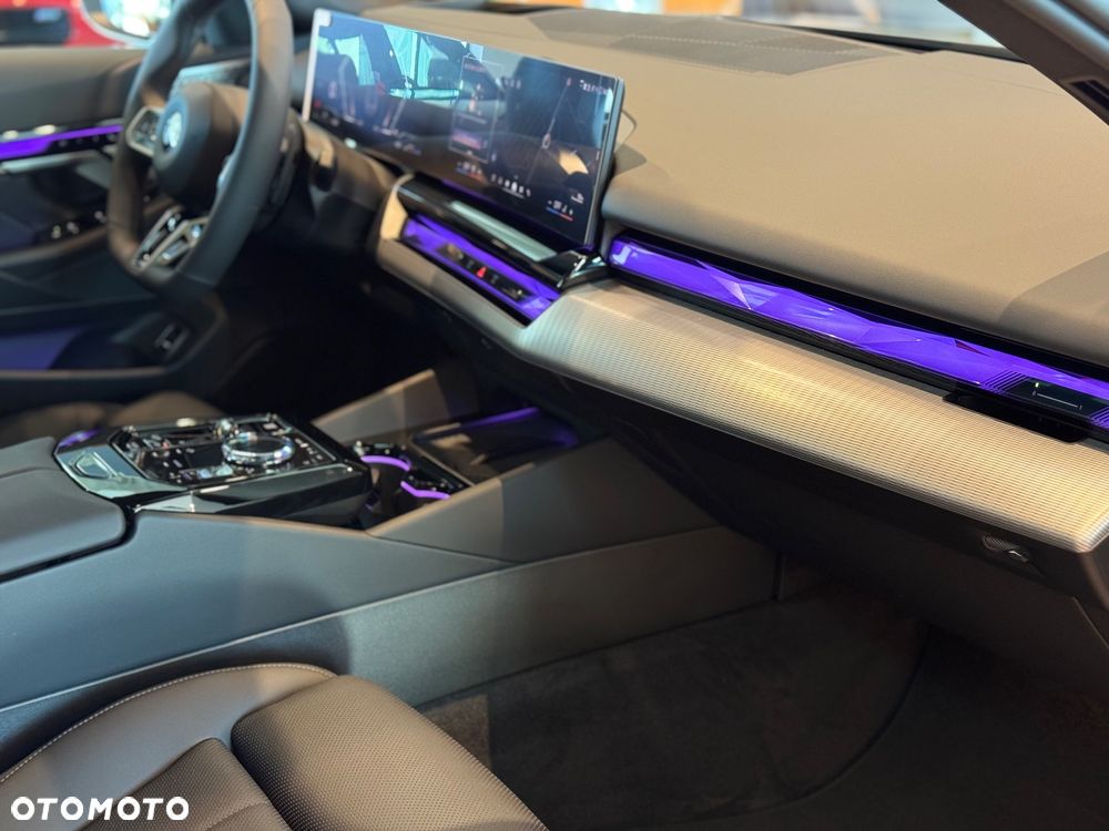 BMW Seria 5 540d xDrive mHEV M Sport - 7