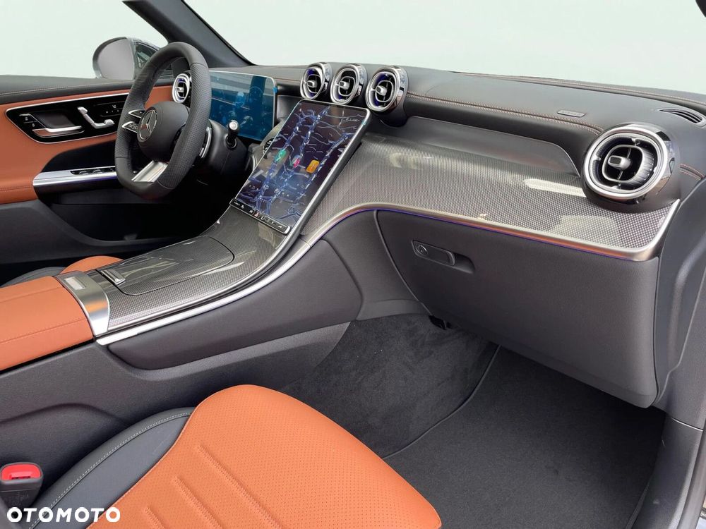 Mercedes-Benz GLC - 18