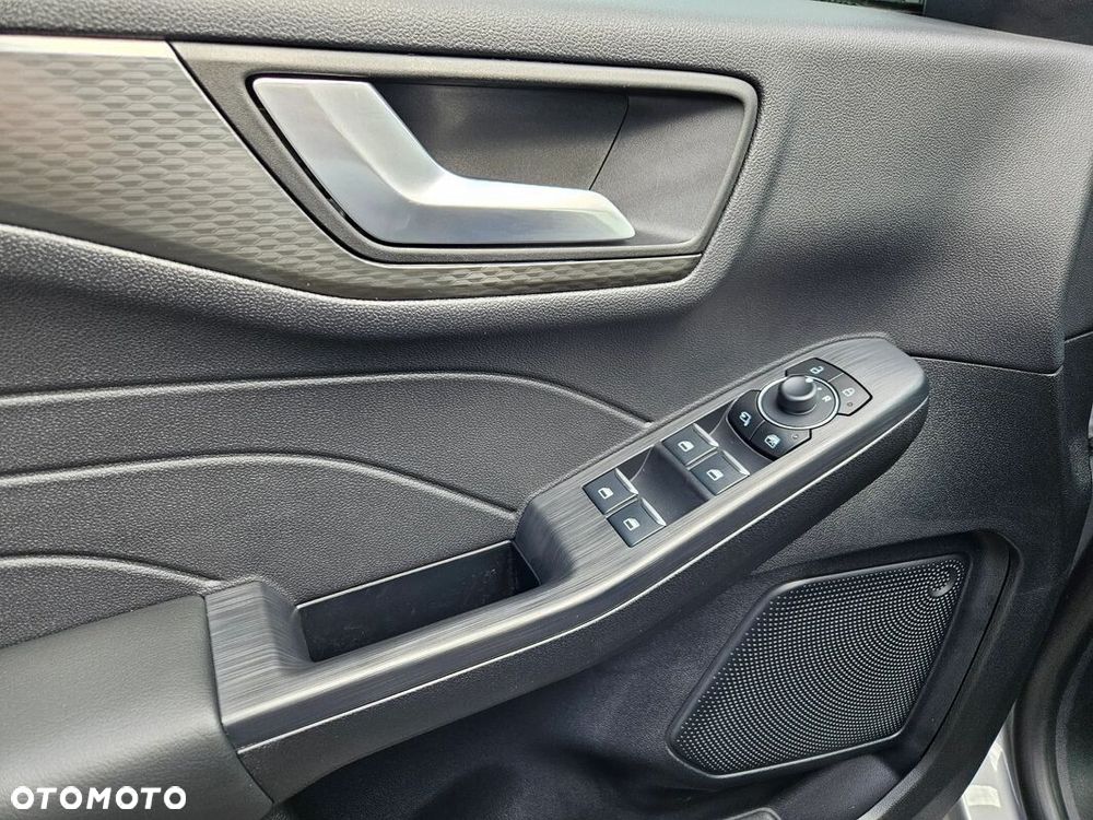 Ford Kuga 1.5 EcoBoost FWD Titanium - 22