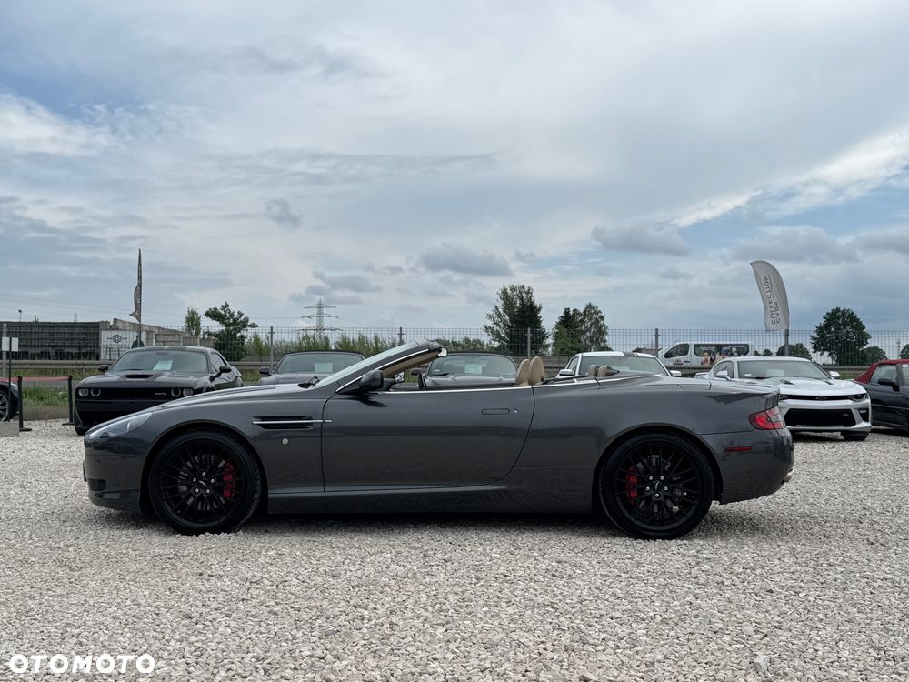 Aston Martin DB9 - 22