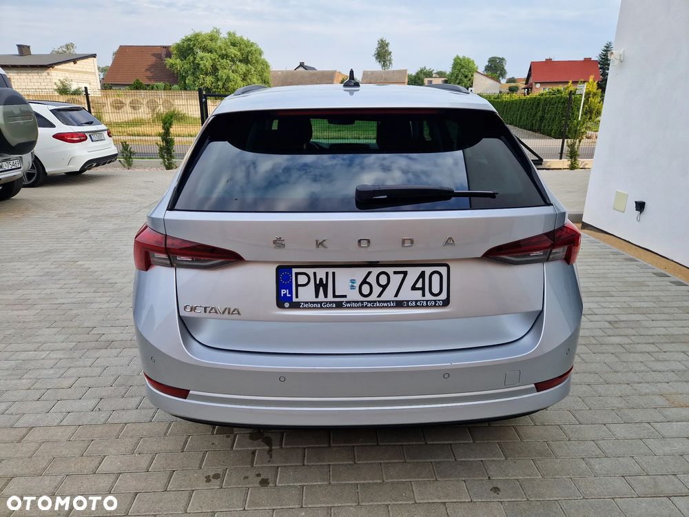 Skoda Octavia 2.0 TDI Ambition - 11