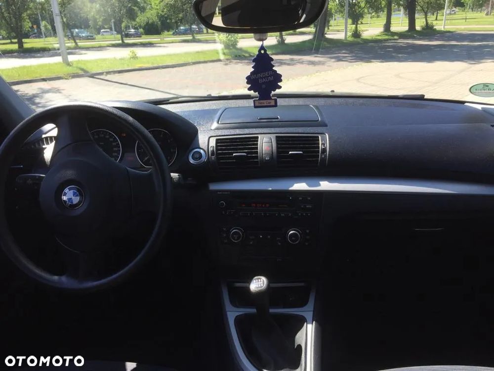 BMW Seria 1 116i - 6