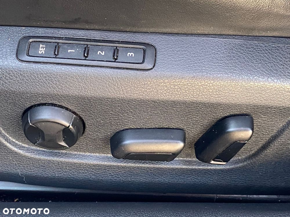 Skoda Superb 2.0 TSI L&K DSG - 16