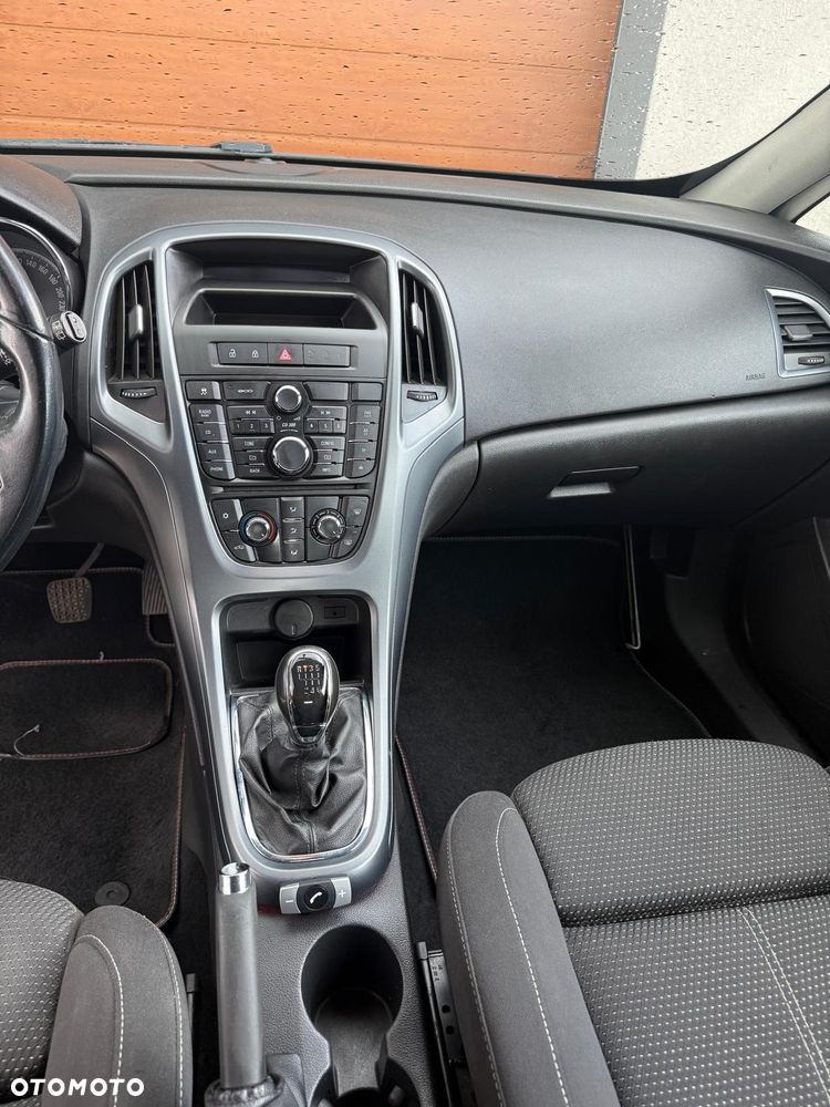 Opel Astra - 20