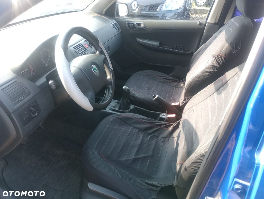 Skoda Fabia - 4