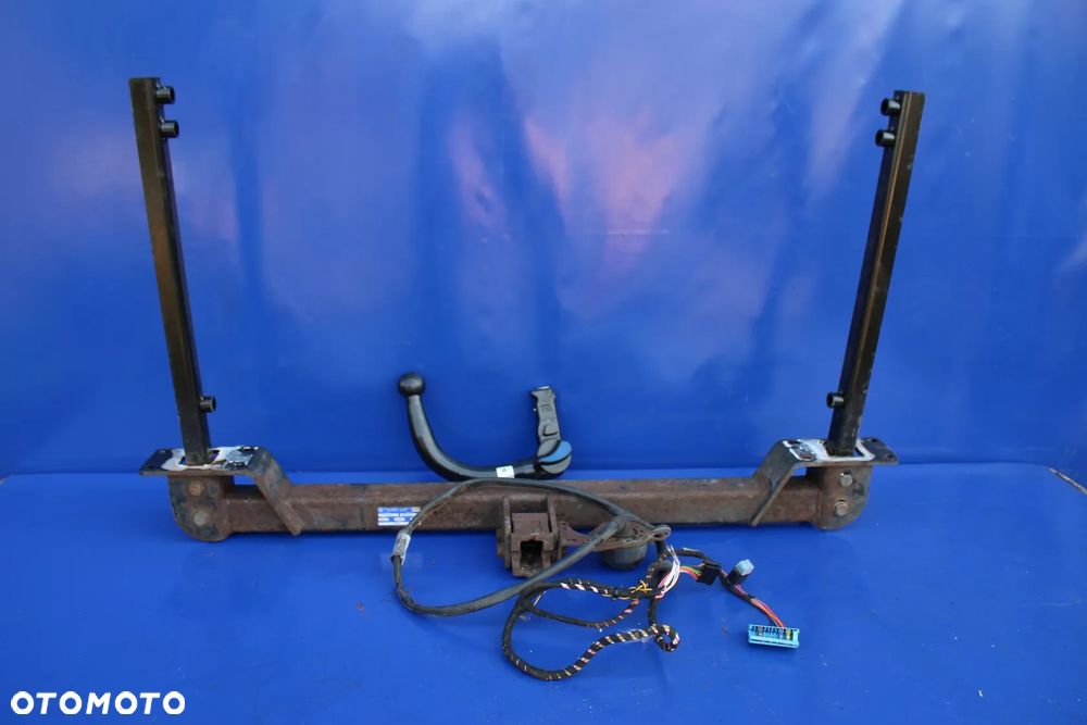 Hak odpinany wiązka do Mercedes W212 Kombi TOW-TRUST TOWBARS brak kluczyka - 2