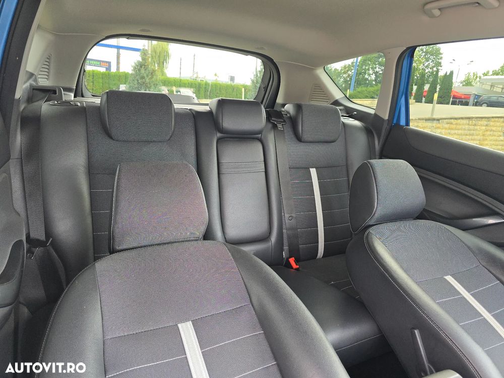 Ford Kuga 2.0 TDCi 4x4 Titanium - 11