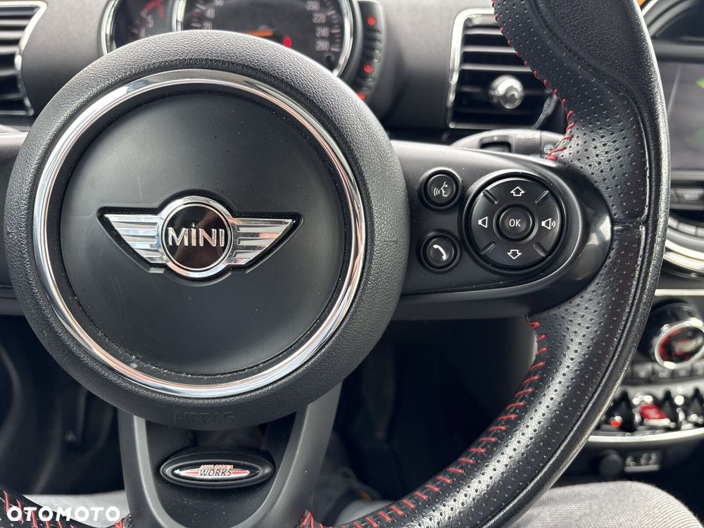 MINI Clubman Cooper D - 17