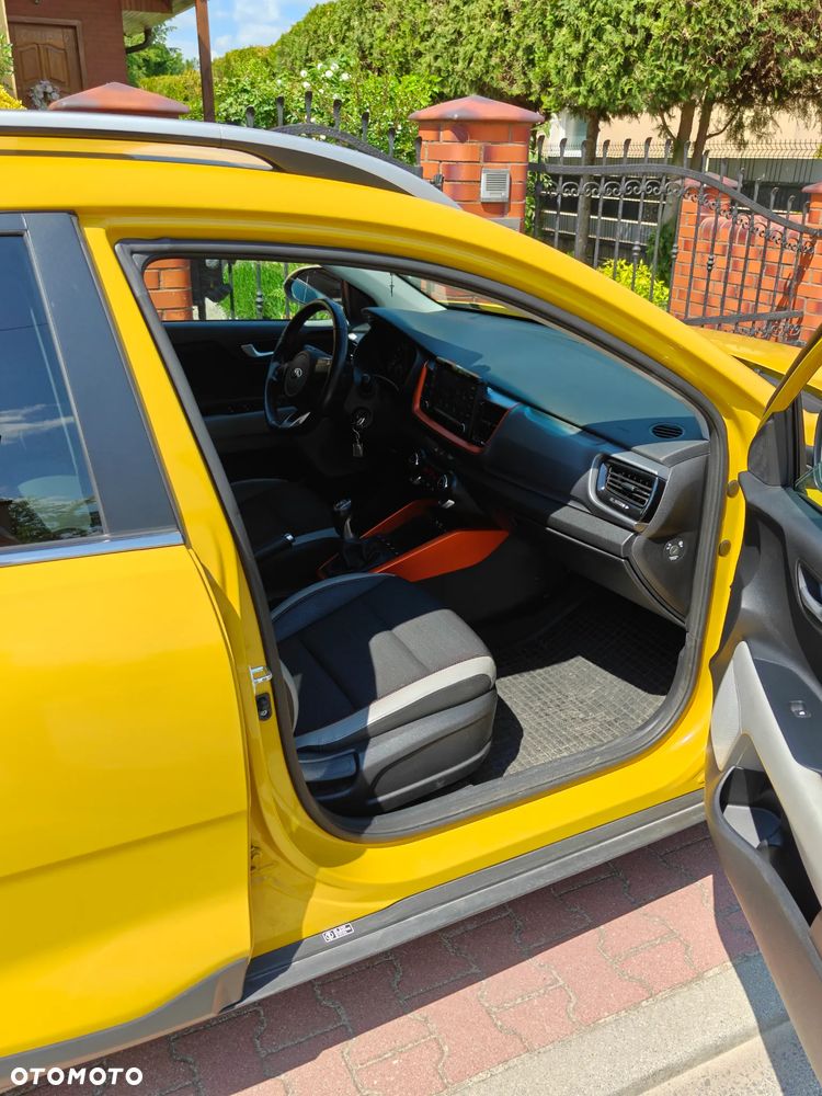 Kia Stonic 1.4 L - 9