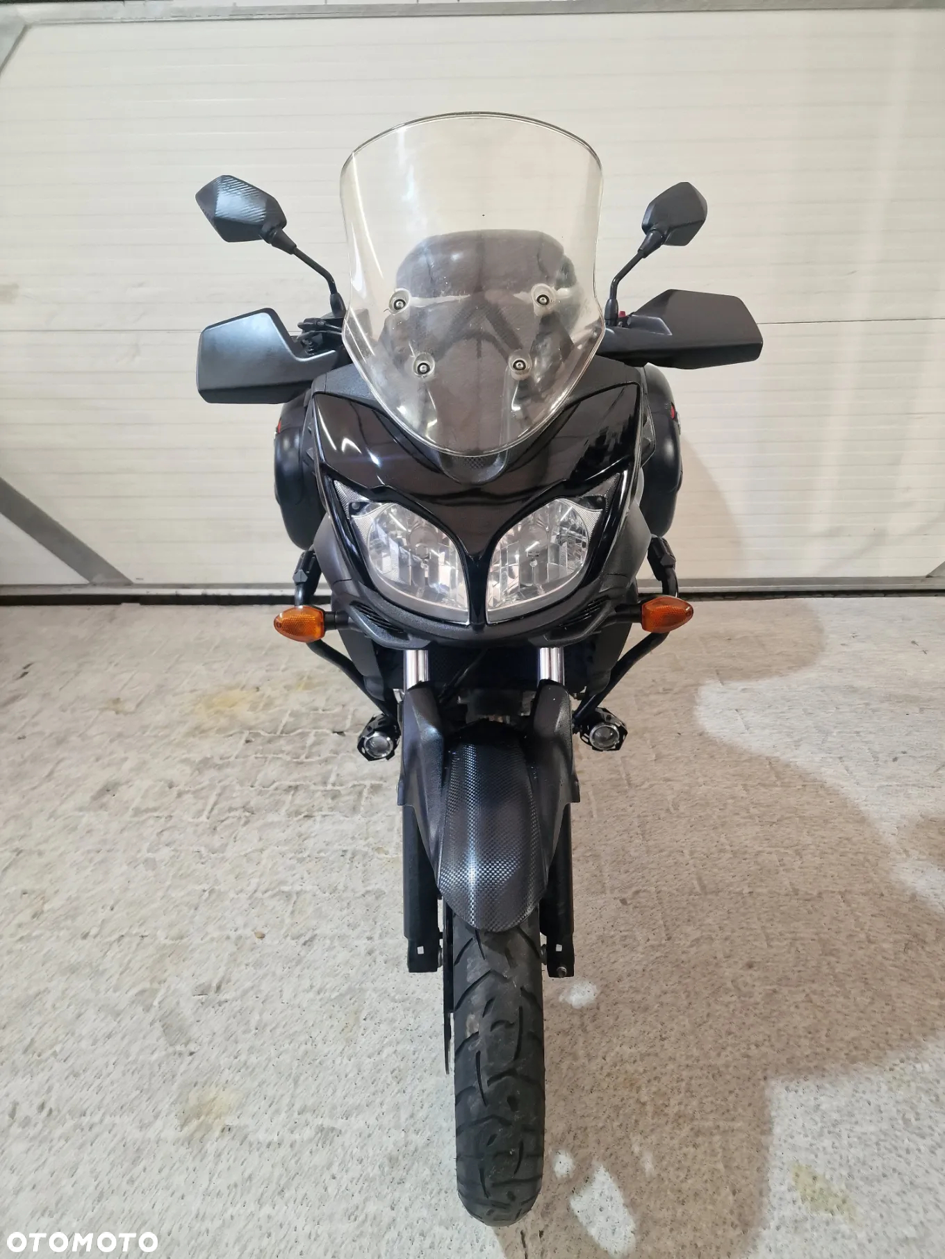 Suzuki DL - 11