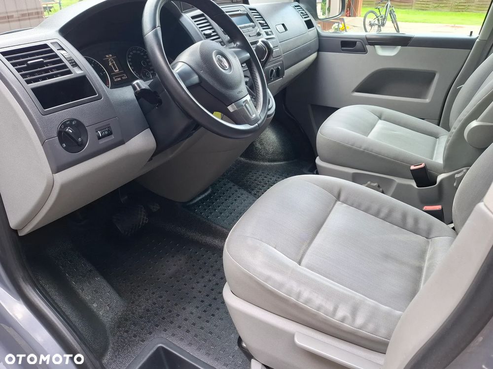 Volkswagen Transporter Multivan Kurz DSG BMT Comfortline - 11
