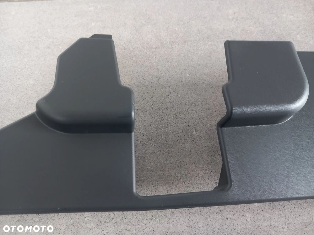 Zaślepka - osłona zawiasu drzwi tylnych prawych Ford Transit/Tourneo Courier 2014- 1864392 - 2