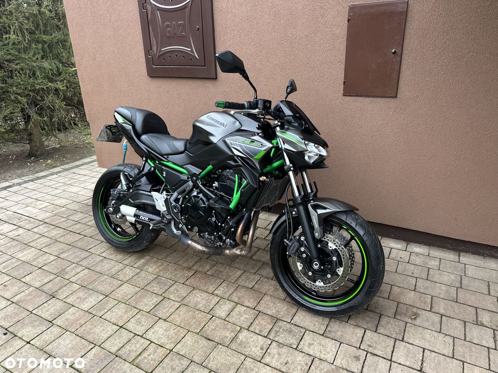 Kawasaki Z 650 - 21