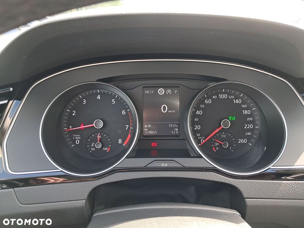 Volkswagen Passat 1.5 TSI EVO Business DSG - 18