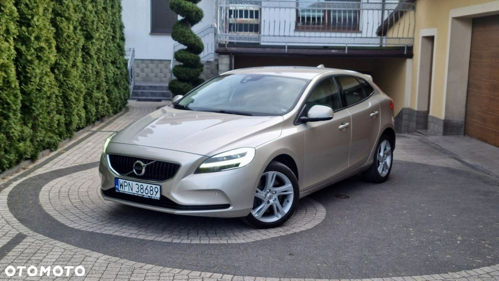 Volvo V40 - 1