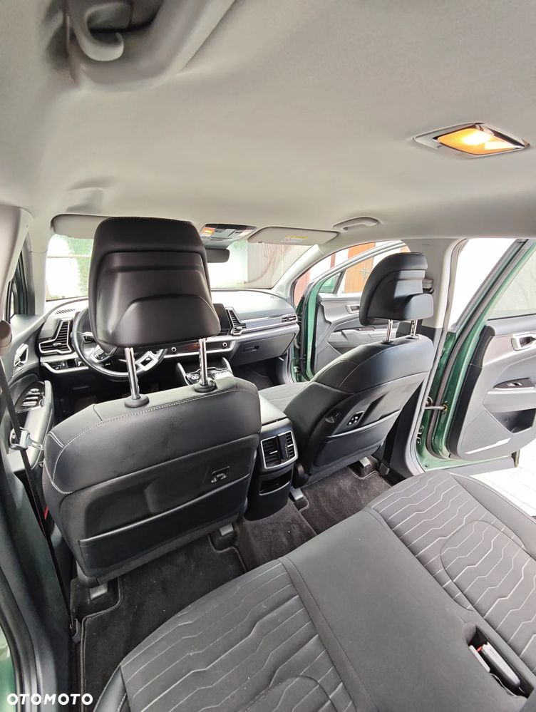 Kia Sportage 1.6 T-GDI MHEV Business Line 2WD DCT - 17