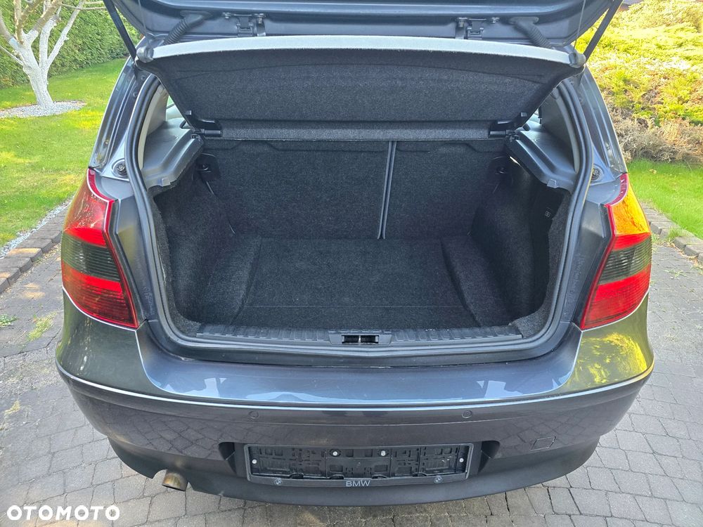 BMW Seria 1 - 21