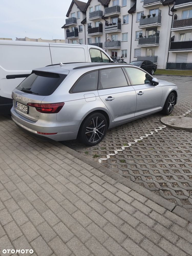 Audi A4 Limousine - 8