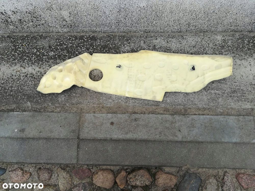 TESLA Y FARTUCH MOCOWANIE BŁOTNIKA PRAWY TYŁ ORYG - 2